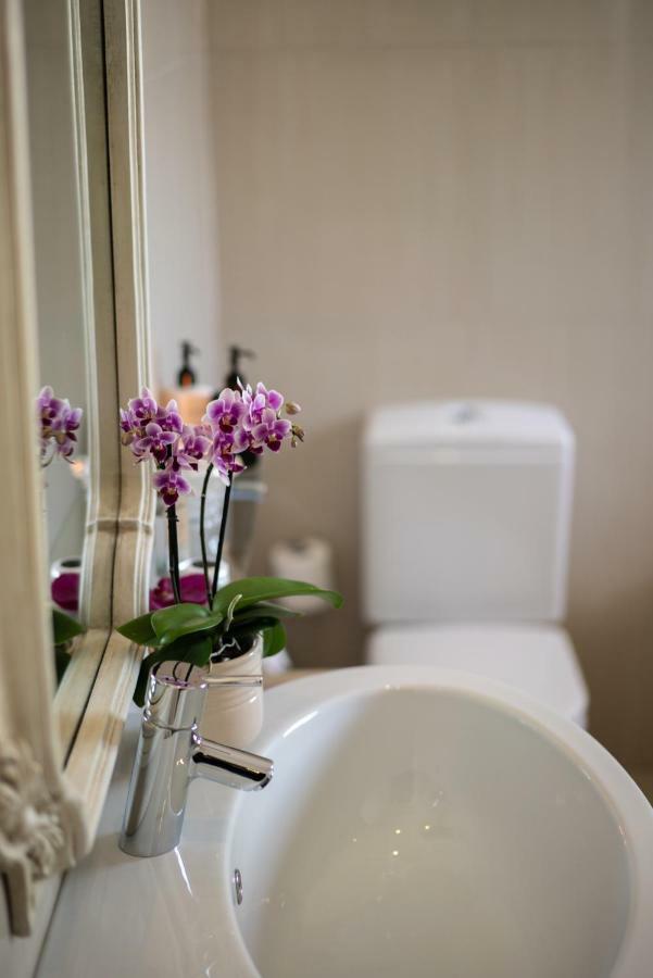אמנזימטוטי Luxury Beach Apartments מראה חיצוני תמונה